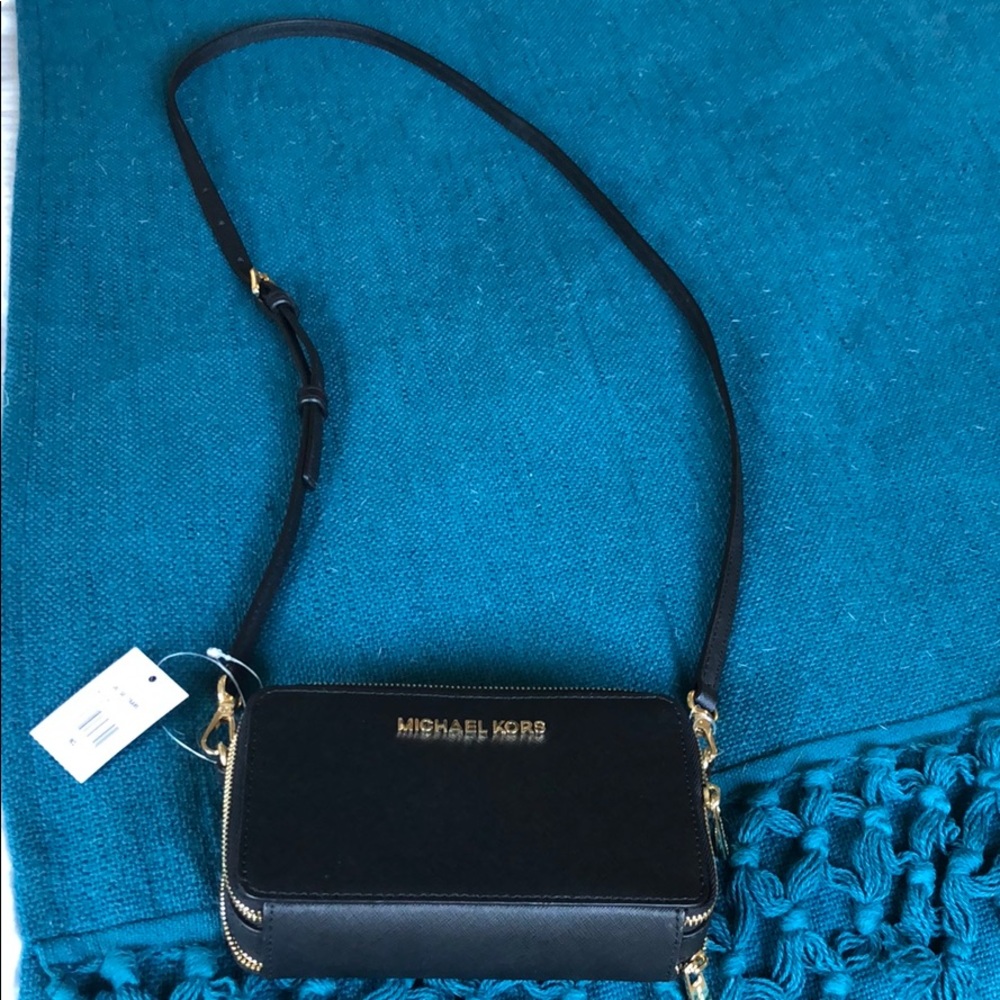 Michael Kors Jet Set Travel crossbody